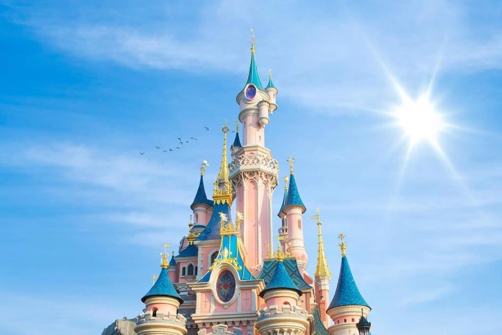 A Deux Pas De La Magie - Ideal Disneyland & Paris Bussy-Saint-Georges Exterior foto